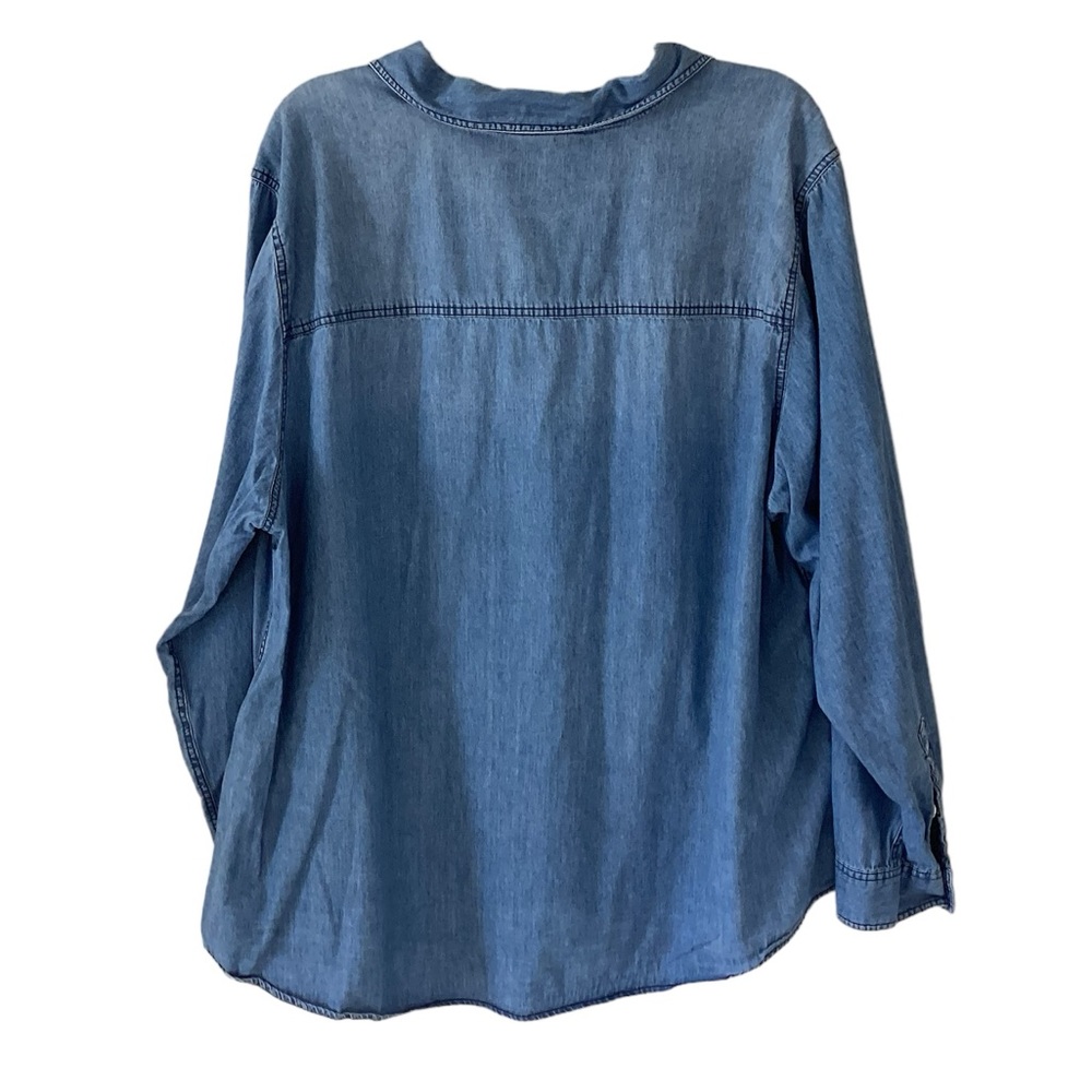 torrid Light Blue Denim Button-Down Shirt - Picture 6 of 9